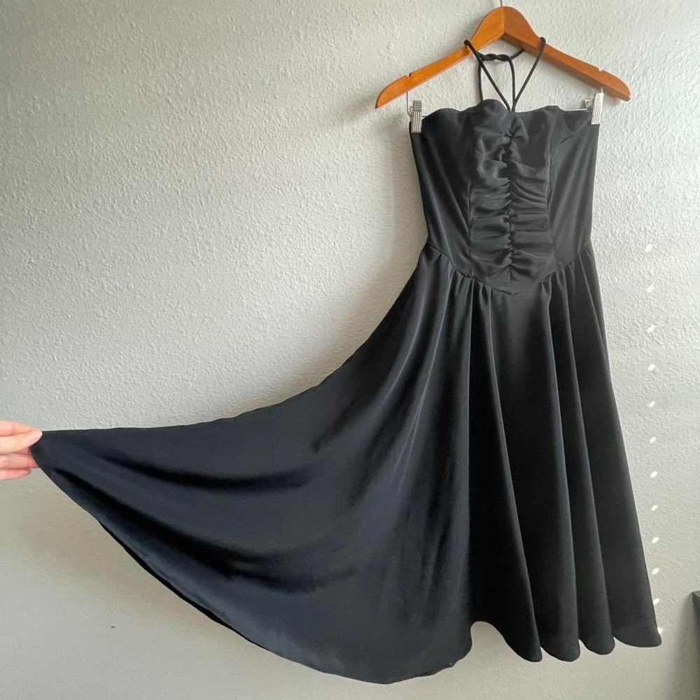 Vintage 1970s Wild Rose Strapless Black Dress